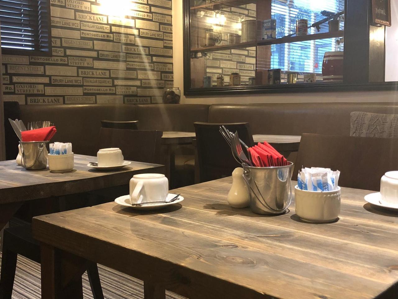 The Embassy Hotel 킹스턴어폰헐 외부 사진